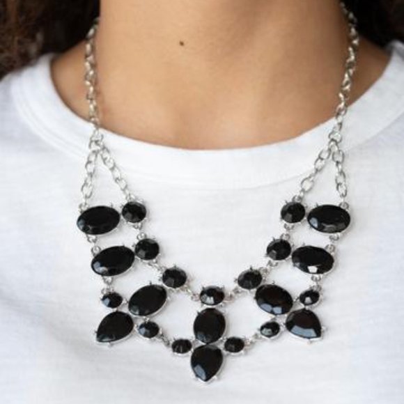 3/$20 Paparazzi Goddess Glow Black Necklace and Earring Set